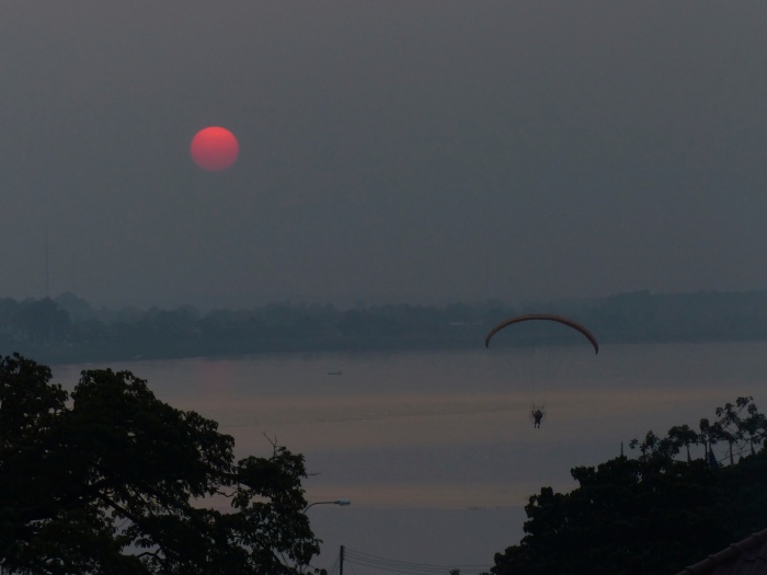 Mekong sunset  parasail